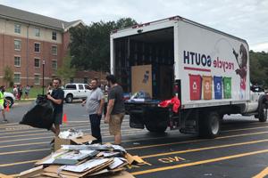 Moving Boxes at Move in Day